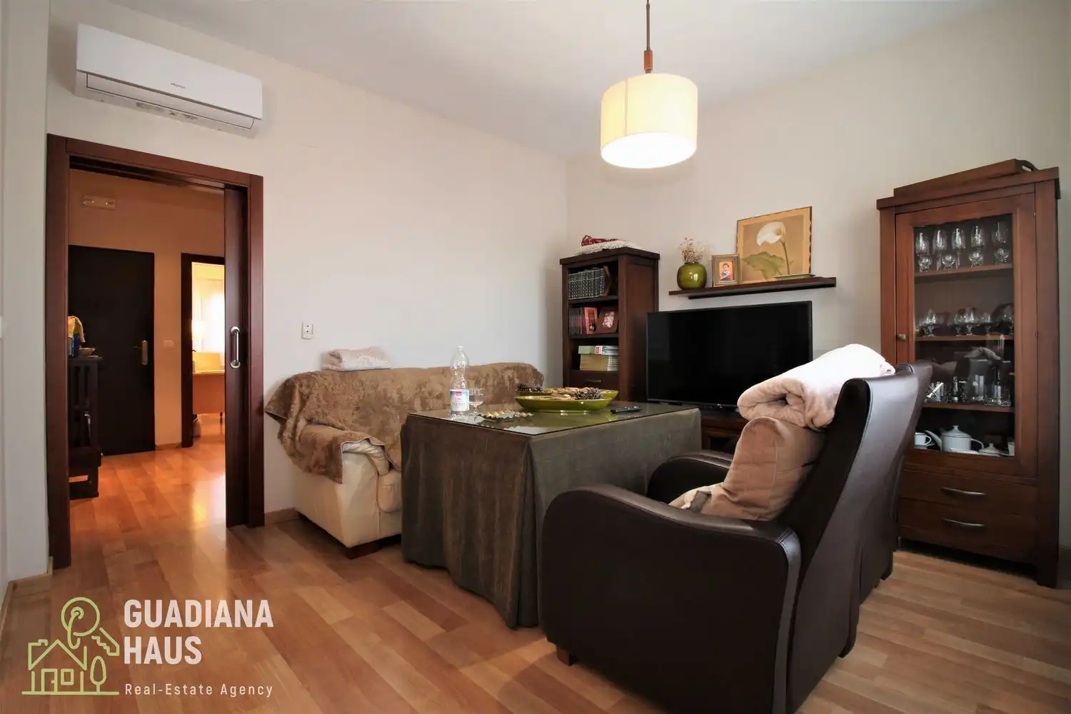 Sala d'estar de Casa adosada en venda en Ayamonte amb Terrassa i Traster