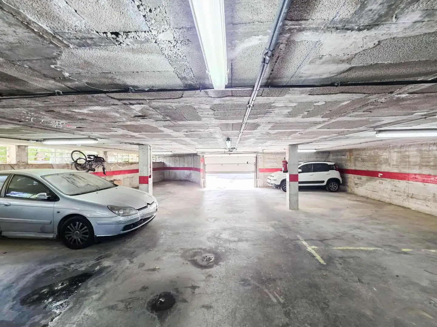 Parking de Planta baja en venta en Cunit con Amueblado y Piscina comunitaria