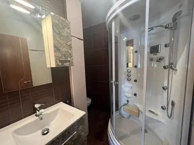 Bathroom of Flat for rent in Puertollano  with Air Conditioner, Heating and Parquet flooring