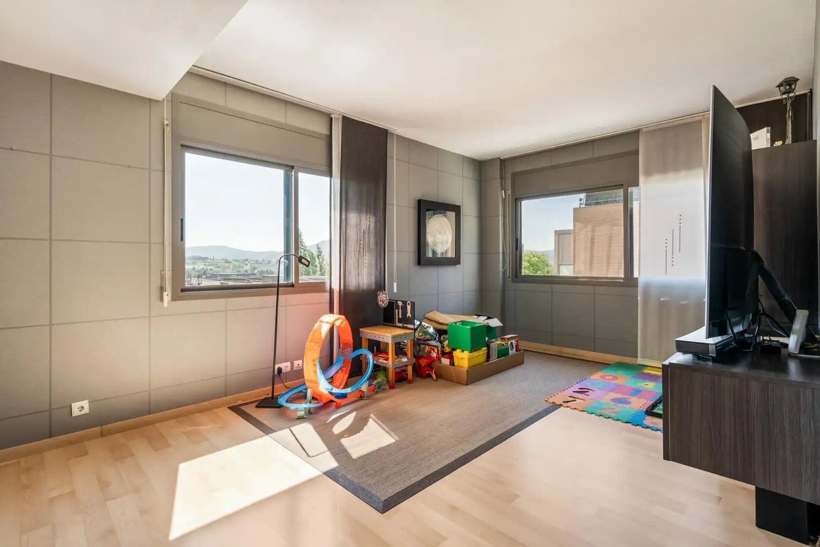 Dormitori de Pis en venda en Parets del Vallès amb Aire condicionat, Parquet i Terrassa