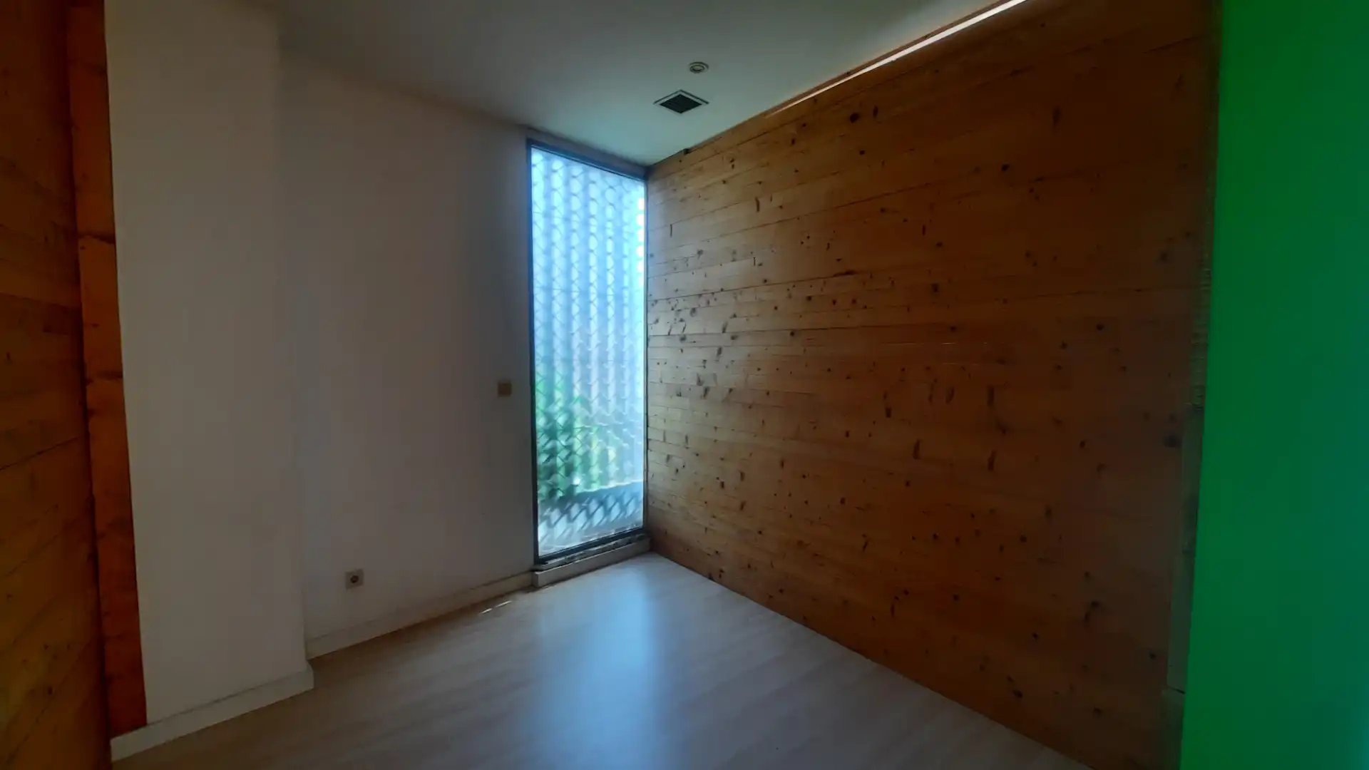 Local comercial de lloguer a Avenida de Emilio Martínez Garrido 3, imagen 3