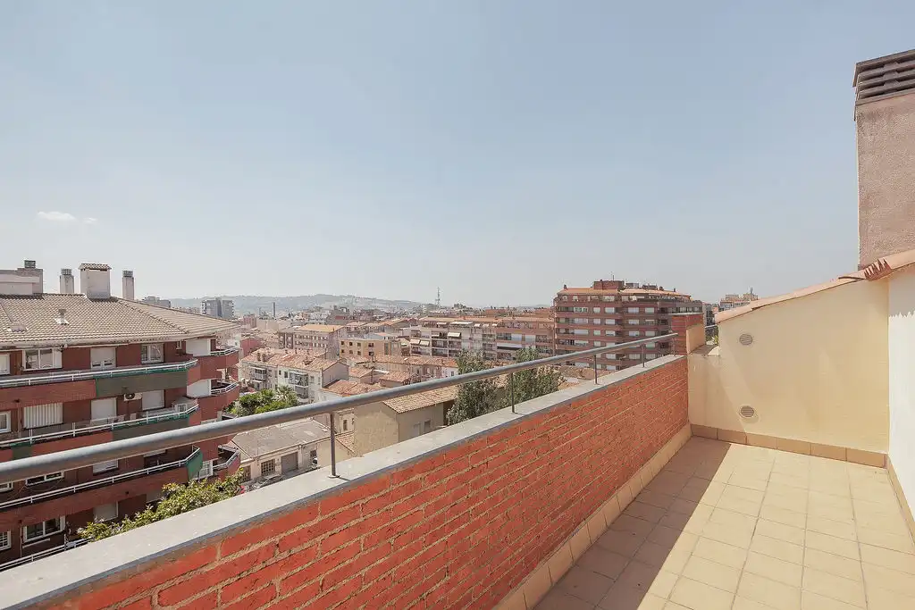 Terrassa de Pis en venda en Terrassa amb Parquet