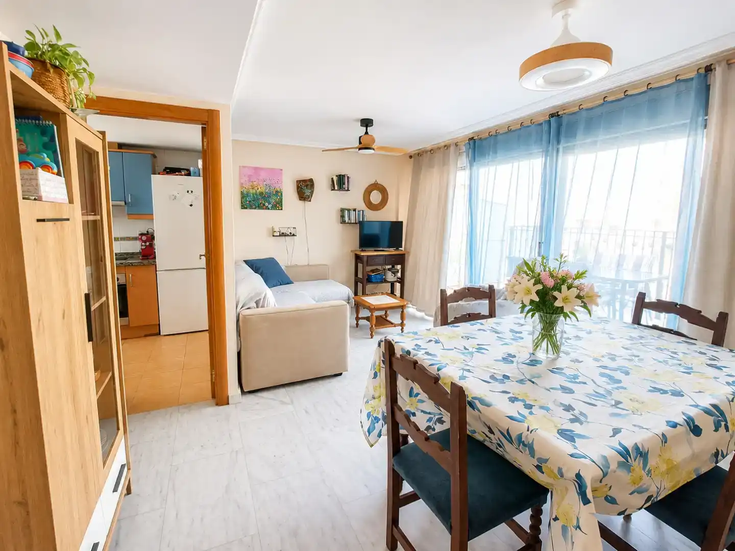 Wohnzimmer von Dachboden zur Miete in Torrevieja mit Klimaanlage