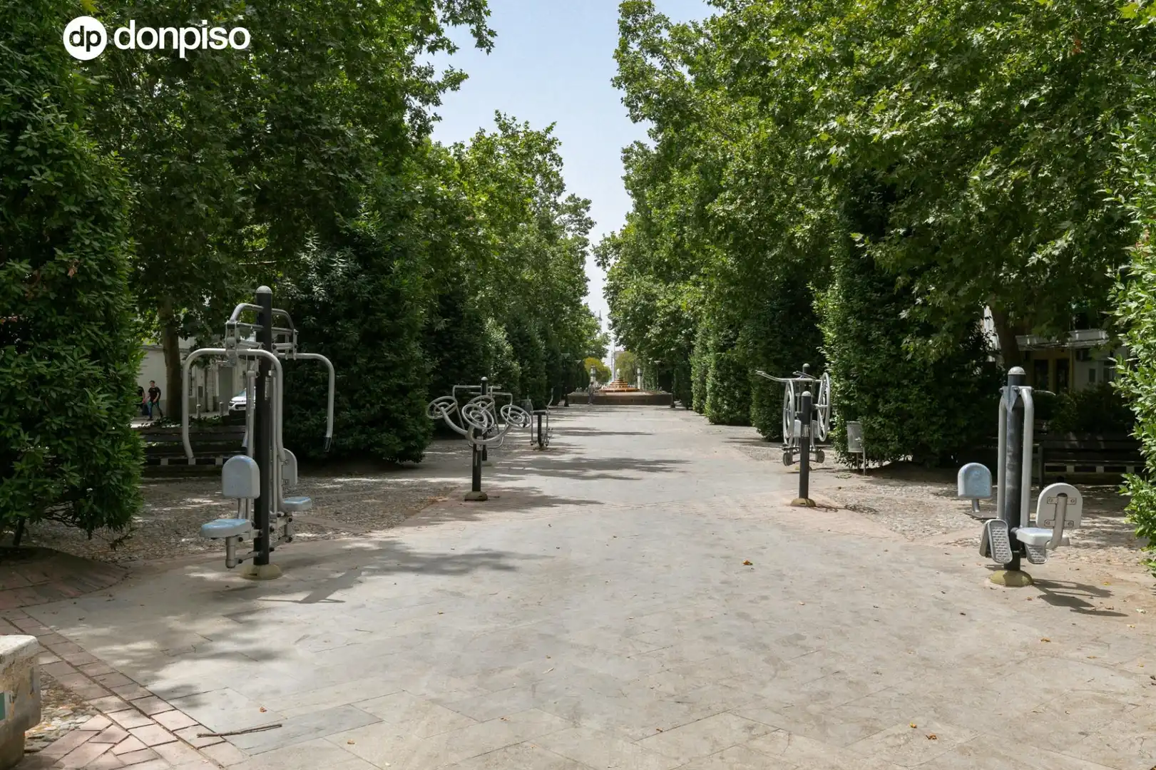 Außenansicht von Wohnung zum Verkauf in Granada mit Heizung