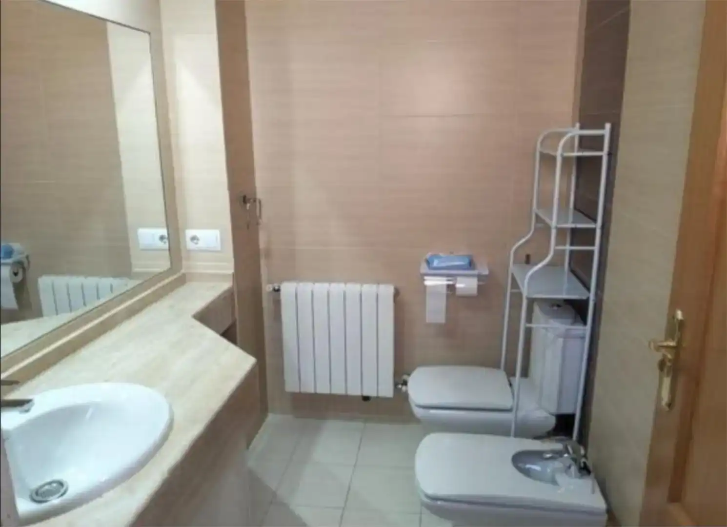 Badezimmer von Wohnung zur Miete in Humilladero mit Möbliert und Balkon