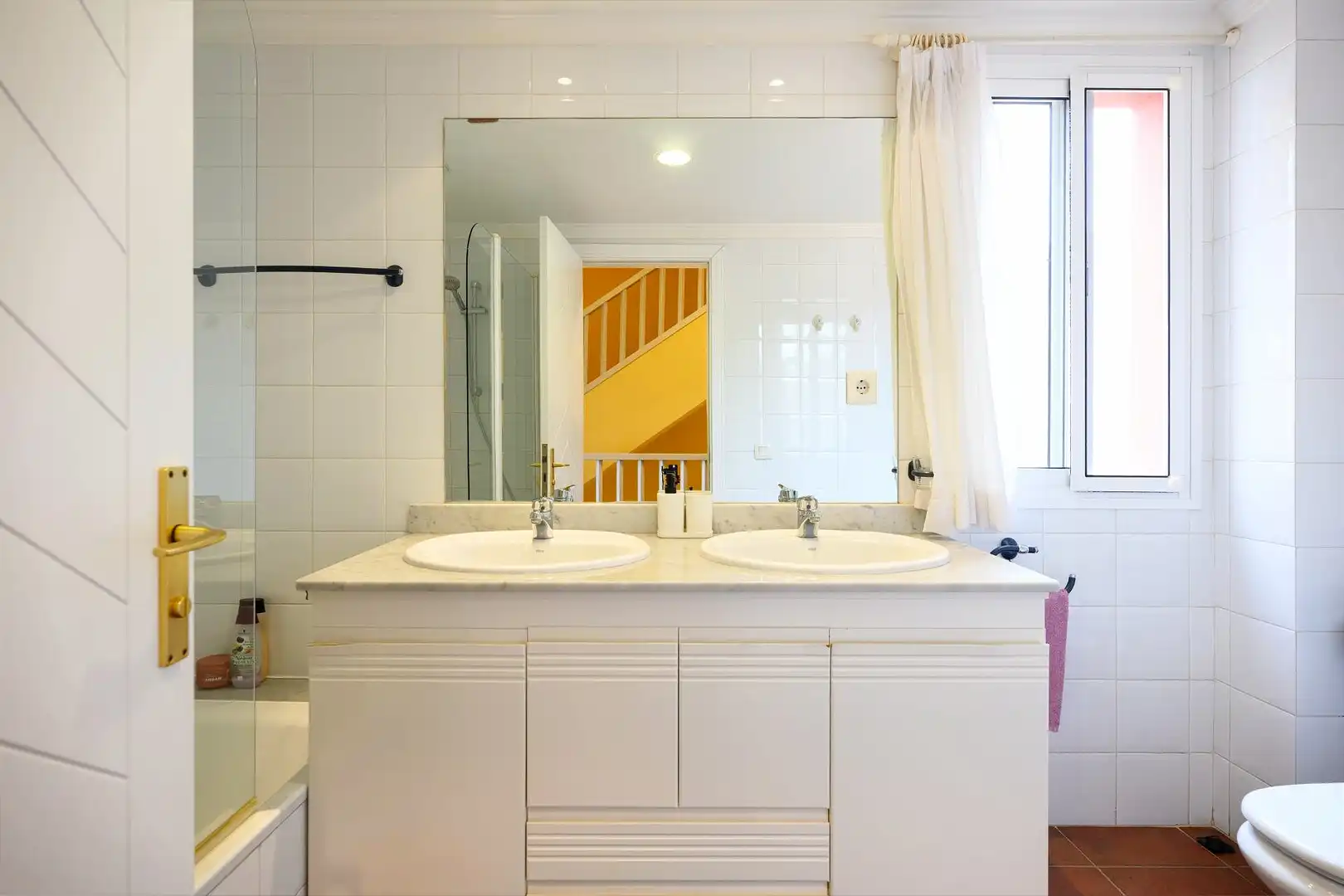 Badezimmer von Einfamilien-Reihenhaus zur Miete in San Bartolomé de Tirajana mit Klimaanlage, Privatgarten und Terrasse