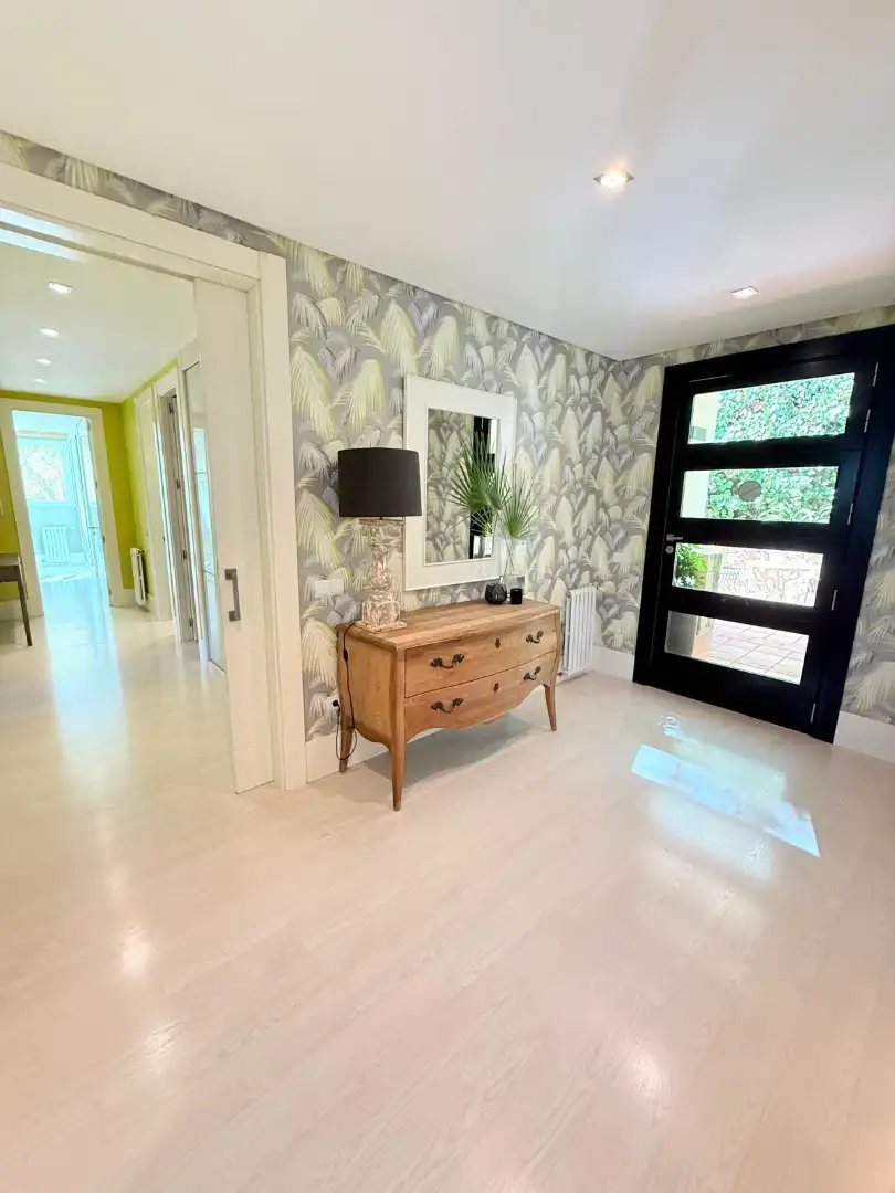 Casa aparellada amb terrassa de lloguer a Este, imagen 26