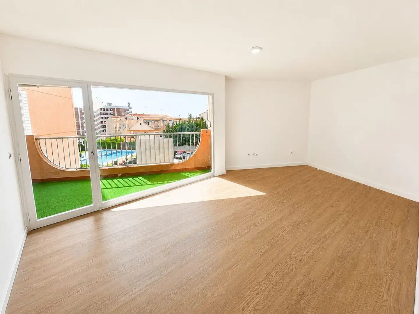 Sala d'estar de Apartament en venda en Orihuela amb Piscina i Piscina comunitària