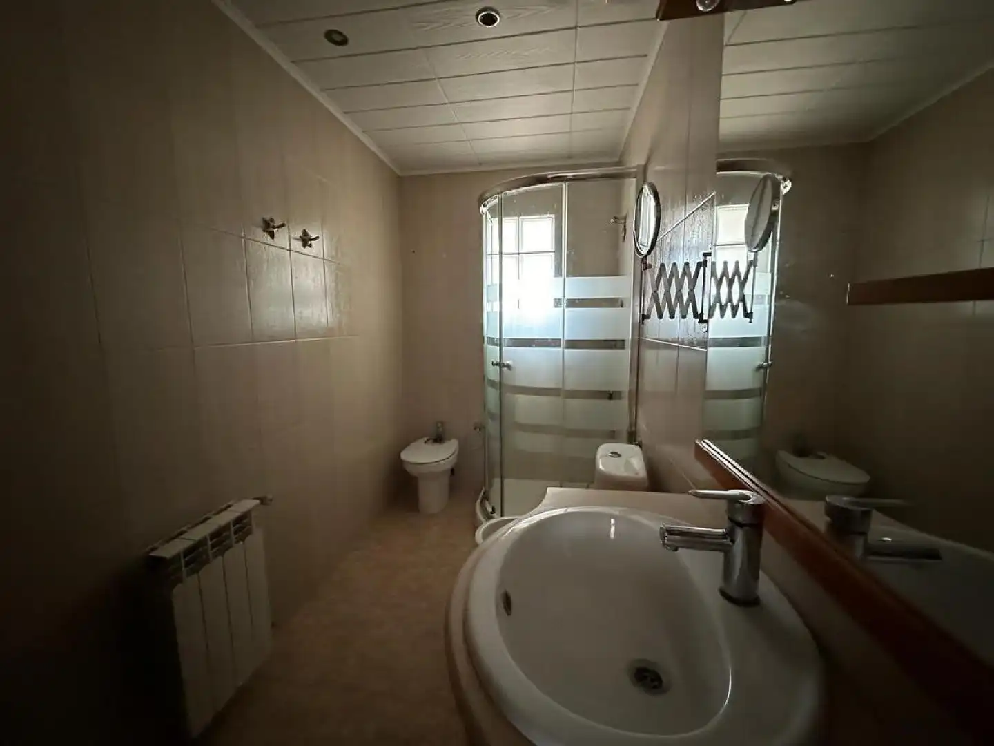Baño de Casa o chalet en venta en Esparreguera con Jardín privado, Terraza y Trastero