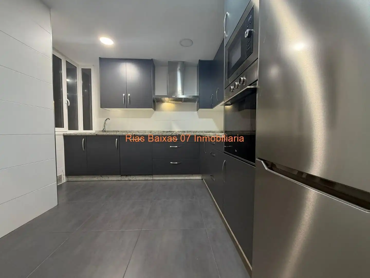 Kitchen of Flat for sale in Vigo   with Heating and Terrace
