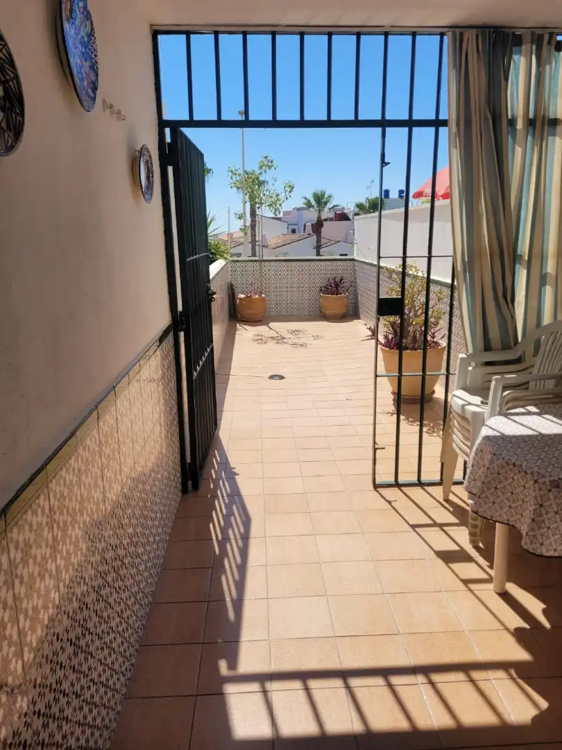 Apartament en venda a Calle Decano Higueras del Castillo, 37, La Carihuela - Los Nidos