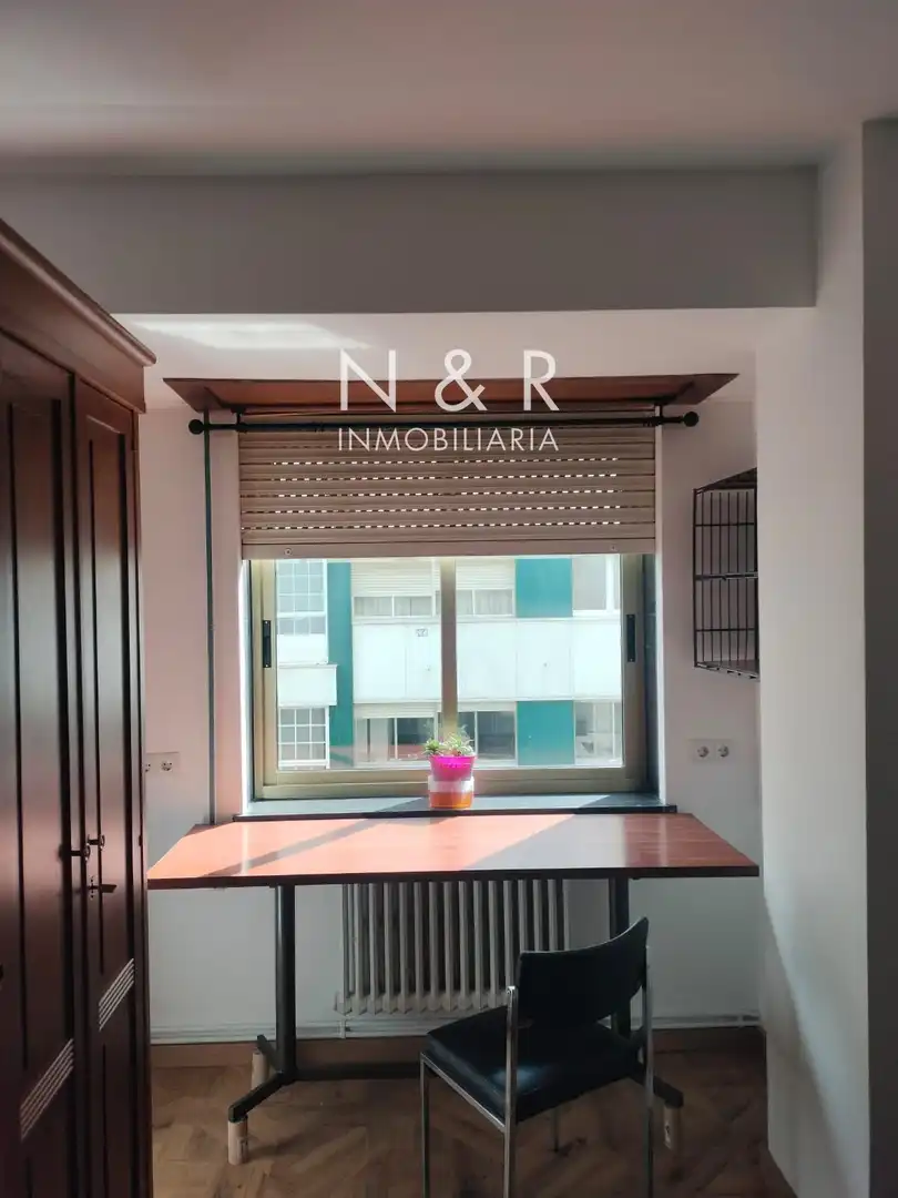 Balcony of Flat for rent in Santiago de Compostela   with Heating and Furnished