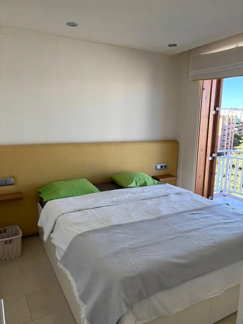Habitación de Piso de alquiler en Lloret de Mar con Calefacción, Terraza y Amueblado