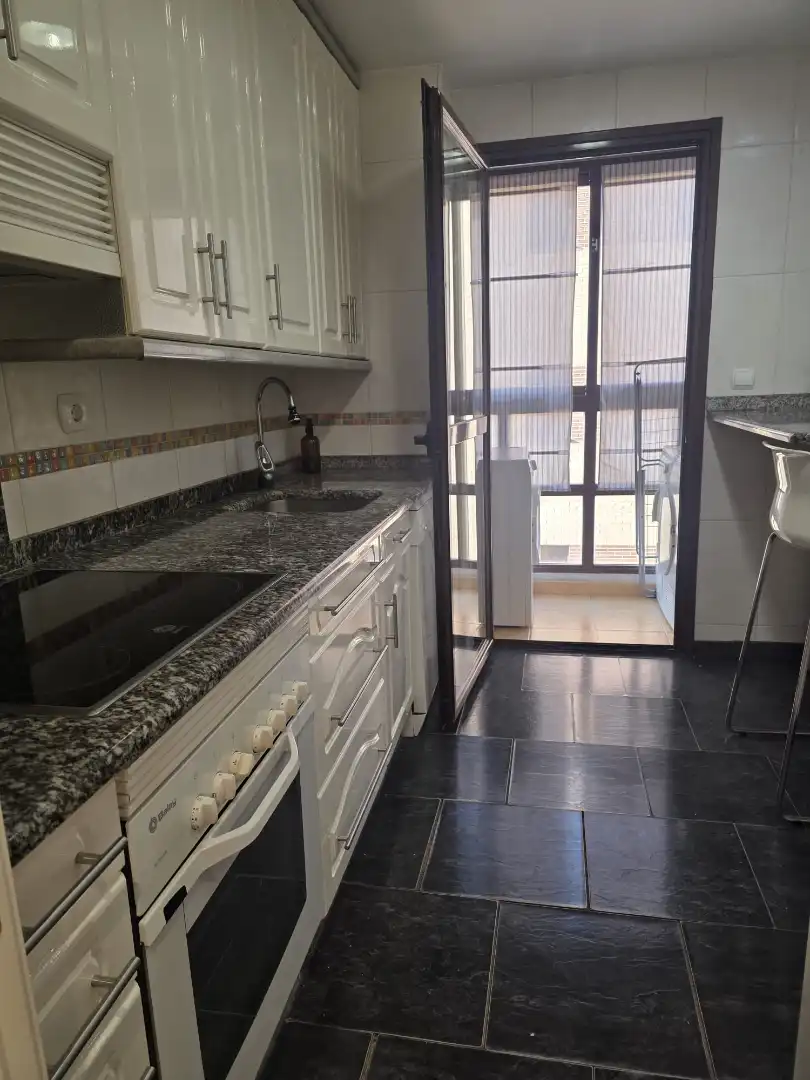 Cocina de Piso de alquiler en Madrid con Aire acondicionado, Calefacción y Parquet