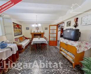Sala d'estar de Casa o xalet en venda en Cortes de Pallás amb Calefacció, Terrassa i Traster