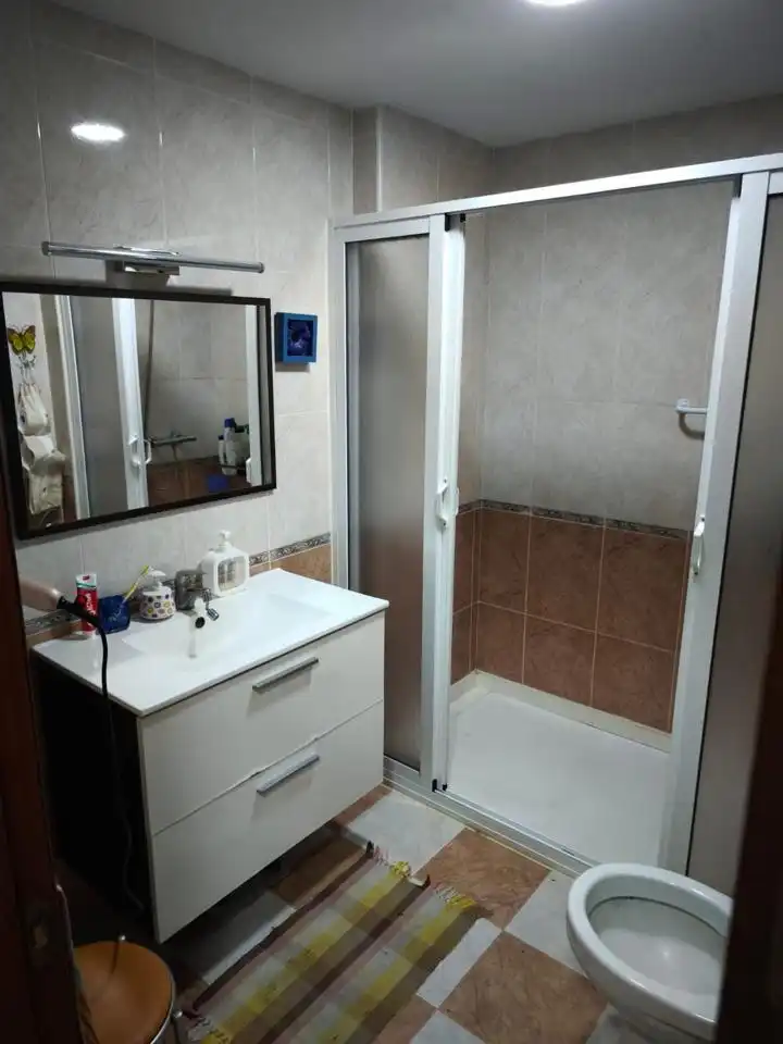 Bathroom of Ground floor for sale in Melilla