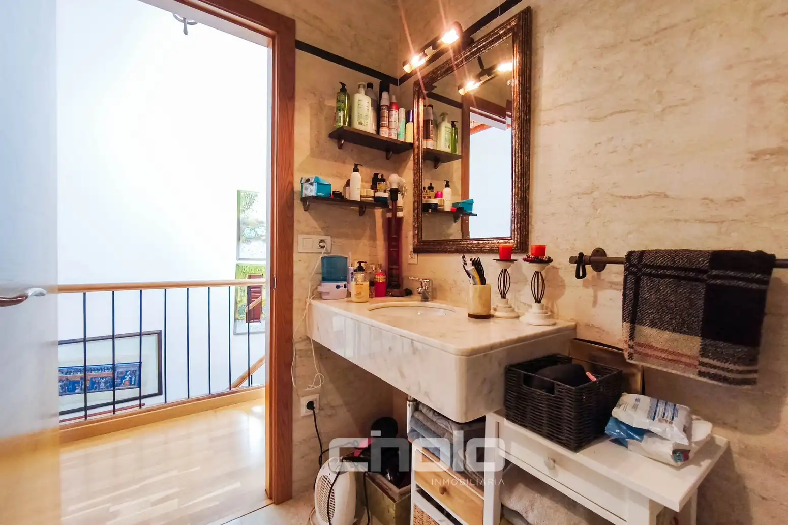 Baño de Piso en venta en Lugo con Calefacción y Amueblado