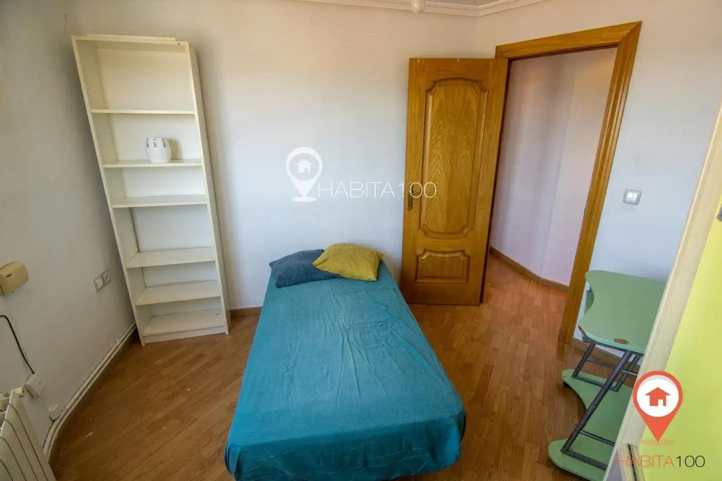 Bedroom of Flat for sale in Cuenca  with Heating