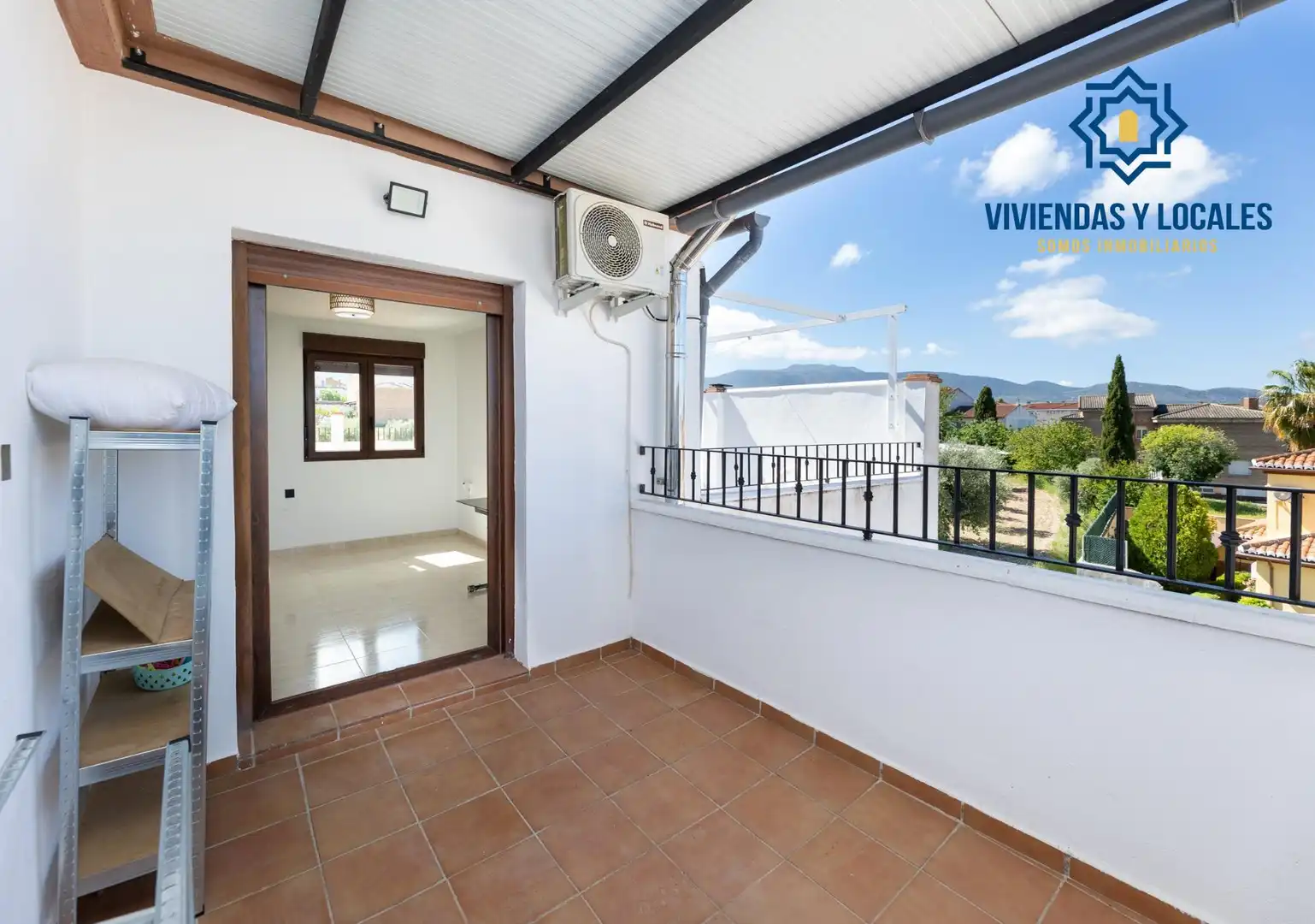 Balcony of Attic for sale in Gójar  with Air Conditioner, Heating and Terrace