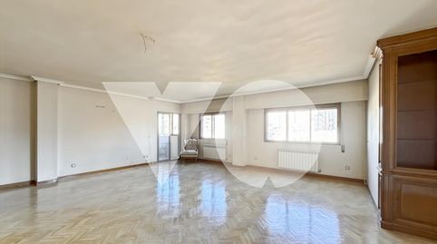 Foto 5 de Piso en venta en Costa Brava, Mirasierra, Madrid Capital