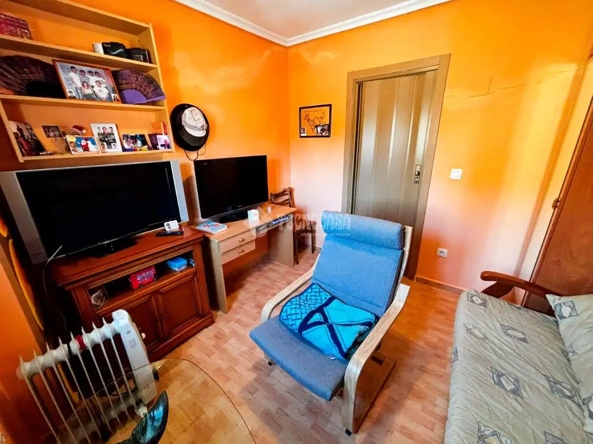 Sala d'estar de Pis en venda en Gallur amb Calefacció