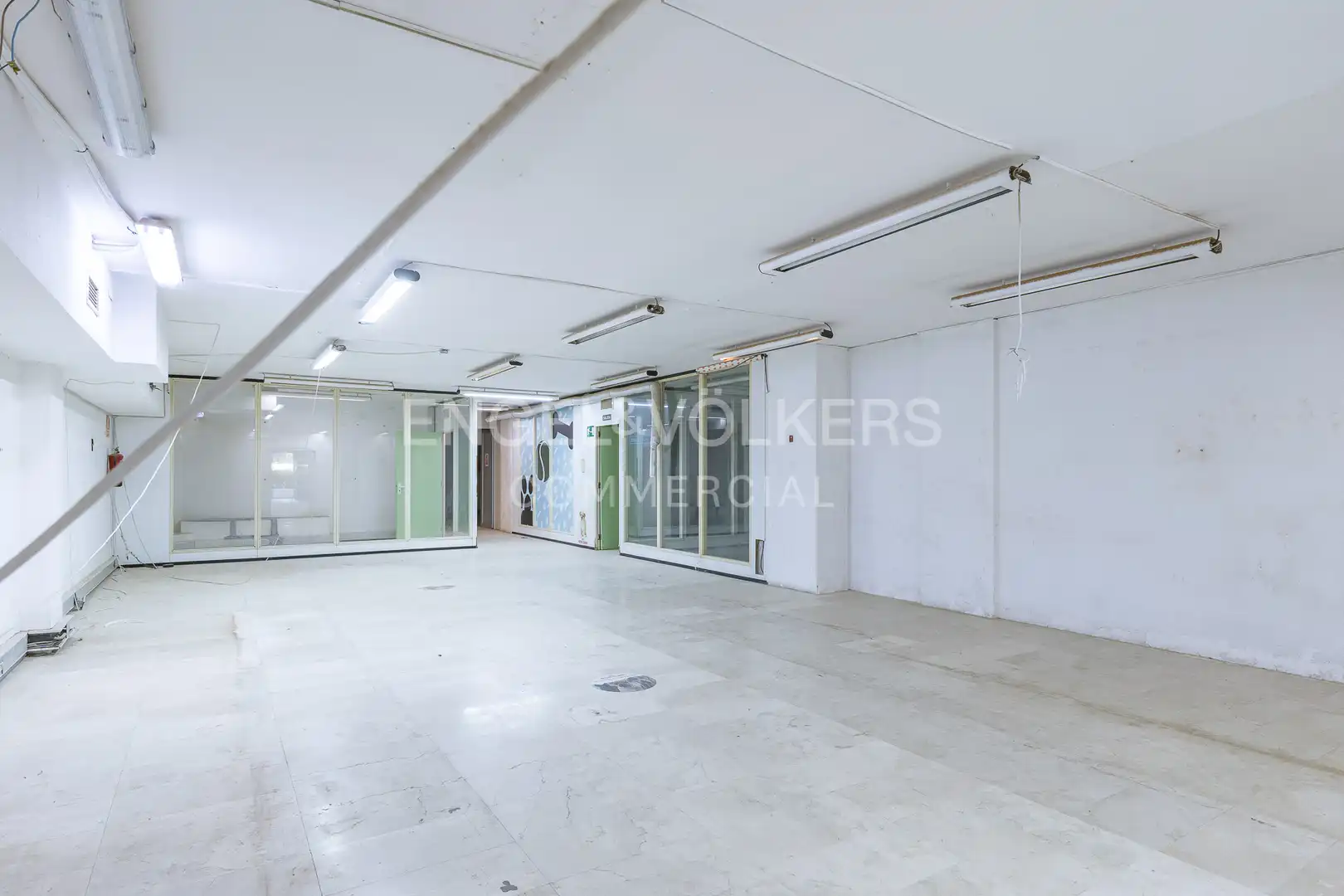 Oficina en venta en Esplugues de Llobregat
