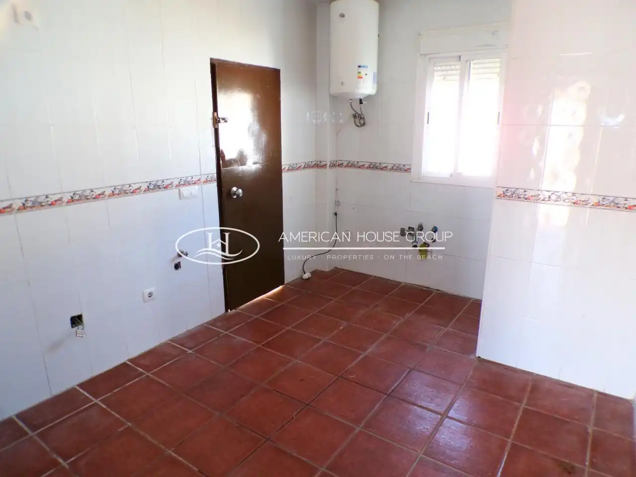 Cuina de Casa o xalet en venda en Chiclana de la Frontera amb Jardí privat
