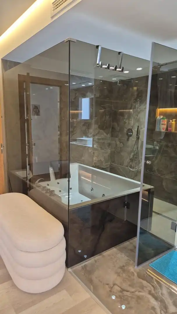 Badezimmer von Haus oder Chalet zum Verkauf in Murcia mit Klimaanlage, Heizung und Parkett