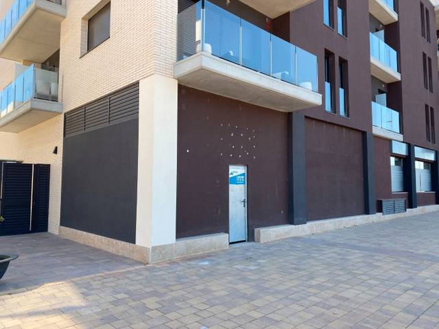 Local comercial en Alquiler en Carretera de Santa Coloma, 59 en Vilablareix