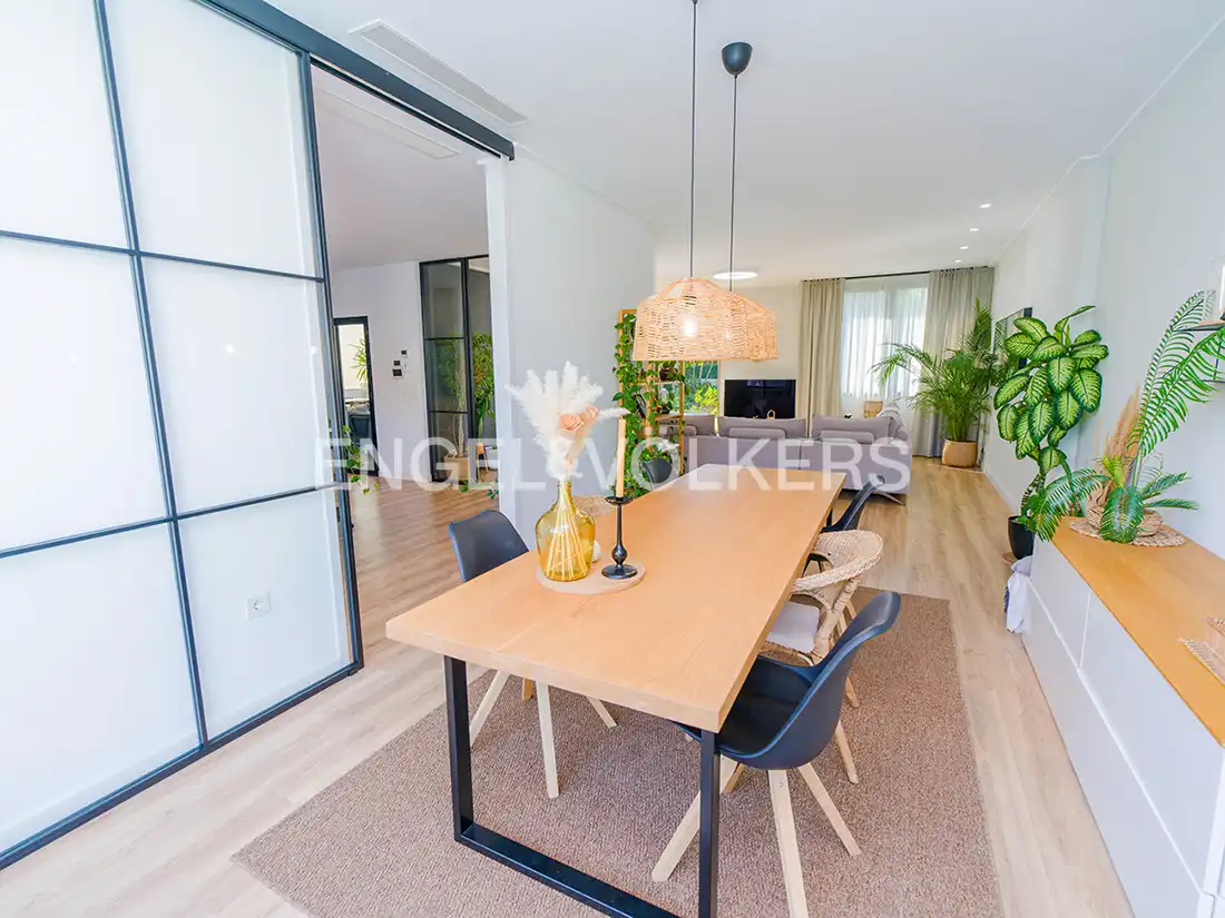 Comedor de Casa o chalet en venta en Elche / Elx con Aire acondicionado, Calefacción y Jardín privado