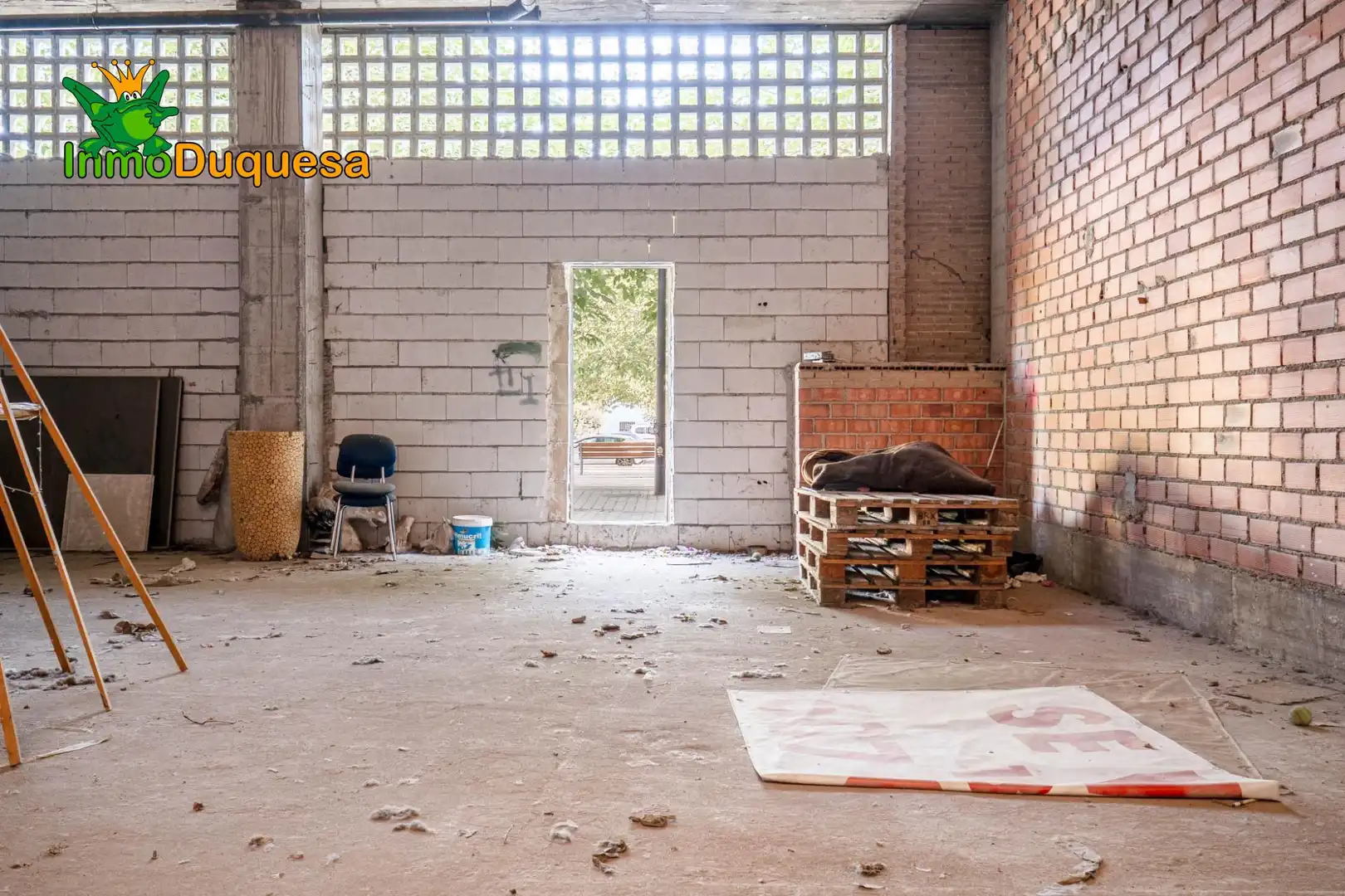 Local comercial en venda a Catedrática Asunción Linares, imagen 16
