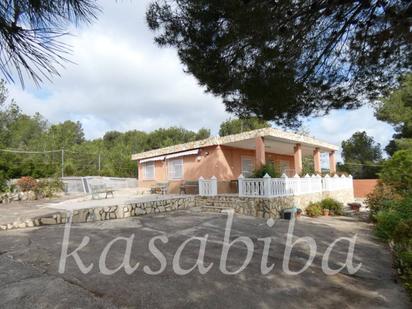 Vista exterior de Casa o xalet en venda en Godelleta amb Jardí privat i Terrassa