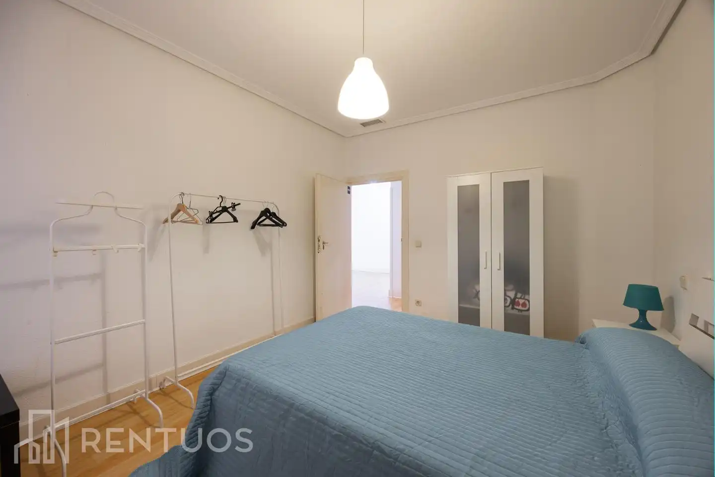 Schlafzimmer von Erdgeschoss zur Miete in Madrid mit Heizung und Möbliert