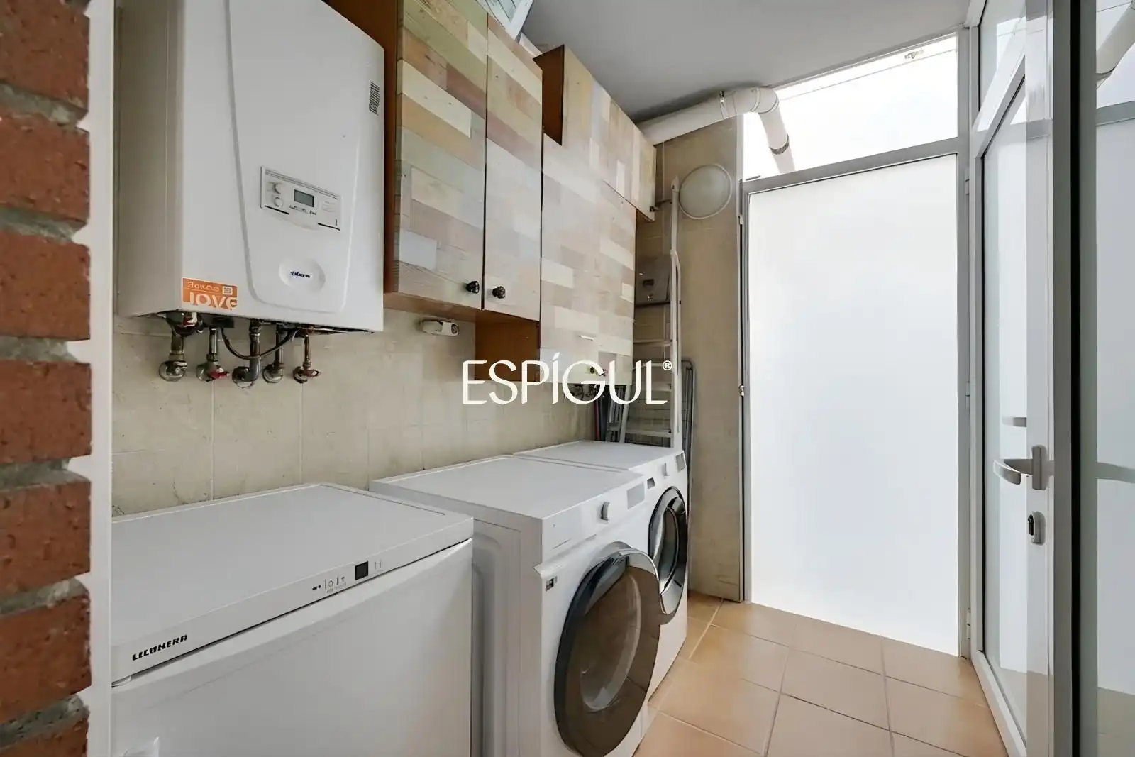 Cocina de Piso en venta en Sant Cugat del Vallès con Calefacción, Parquet y Terraza