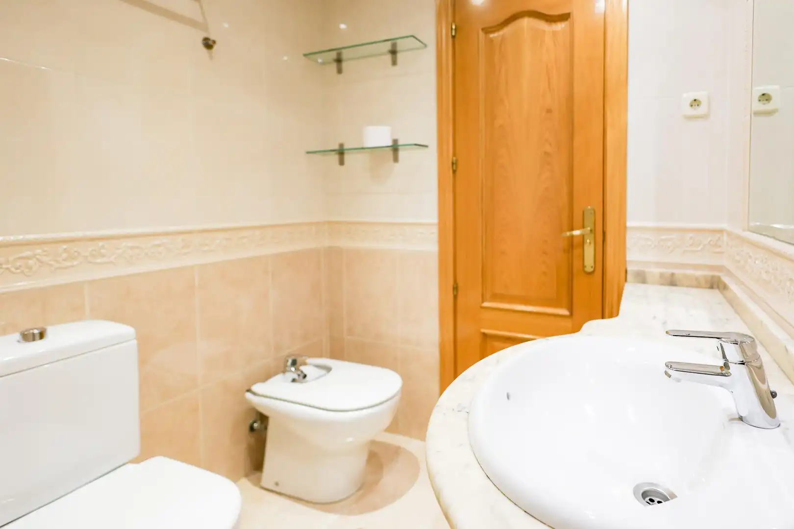 Bany de Apartament en venda en Madrid amb Aire condicionat, Calefacció i Parquet