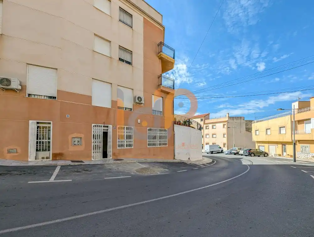 Business premises for sale in Macael