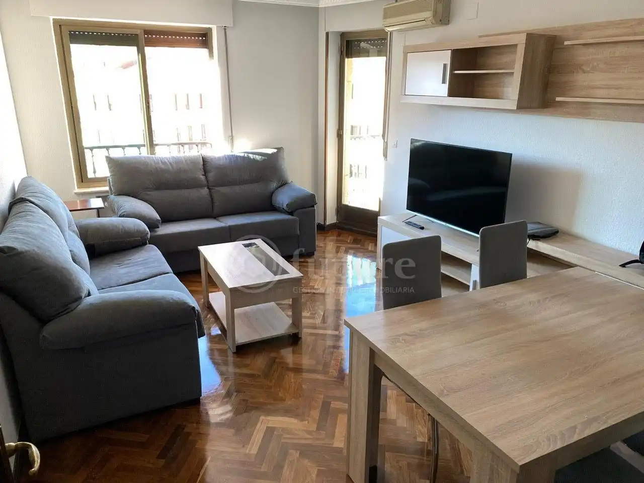 Living room of Flat for rent in Salamanca Capital  with Heating and Furnished