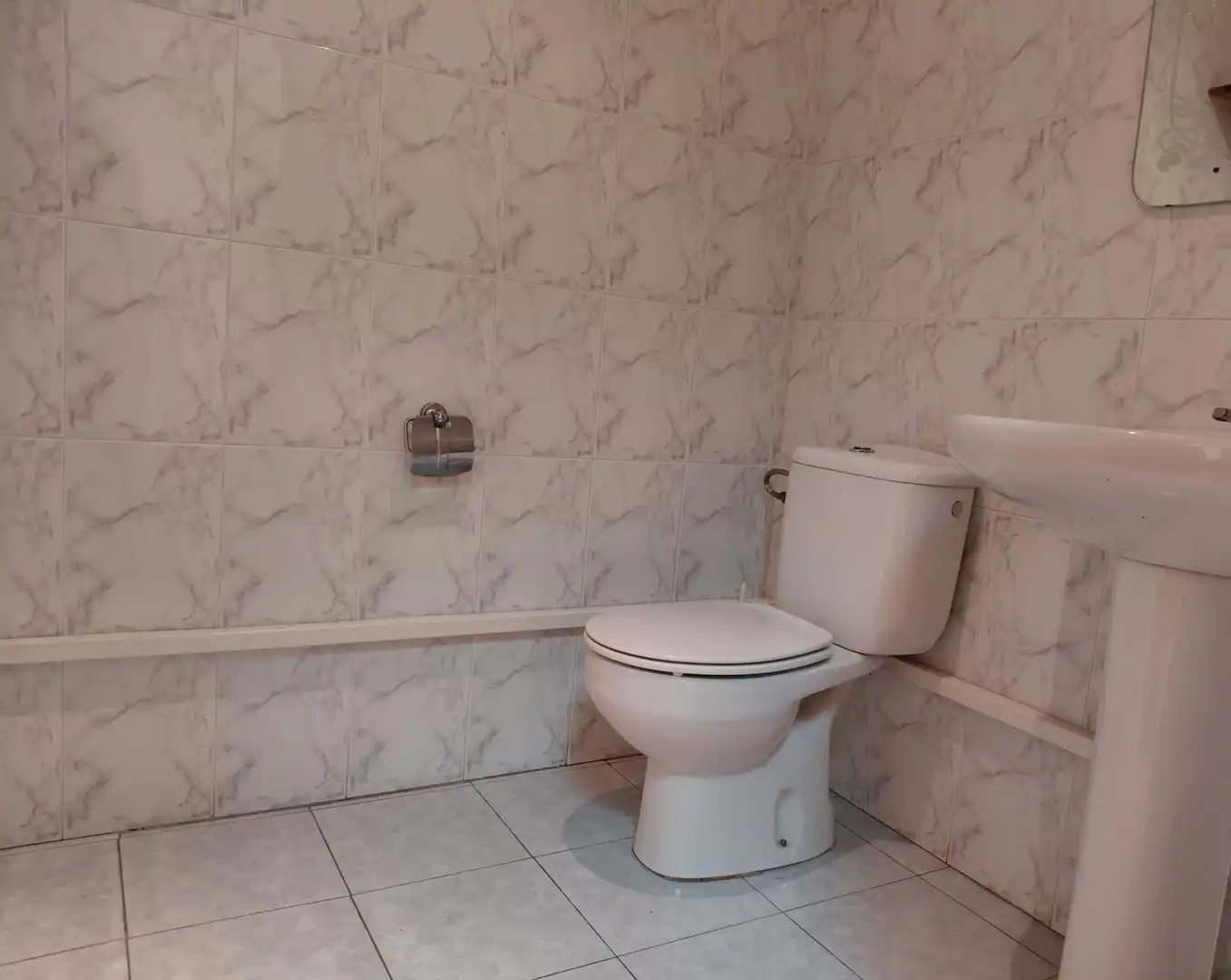 Baño de Local de alquiler en Castellón de la Plana / Castelló de la Plana con Aire acondicionado
