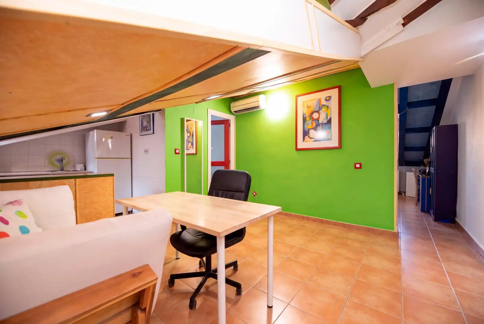 Apartments for rent in Madrid  with Air Conditioner, Heating and Furnished