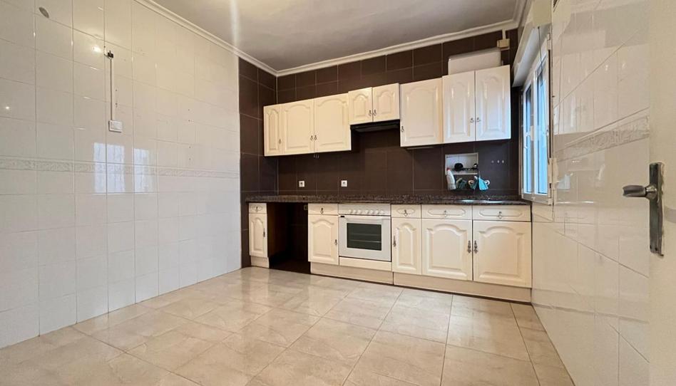 Photo 1 of Flat to rent in Ceares, Asturias