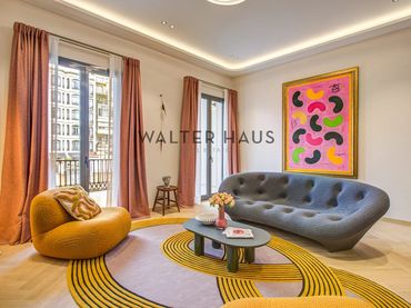 Wohnung mit Balkon zum Verkauf in Carrer de Casp