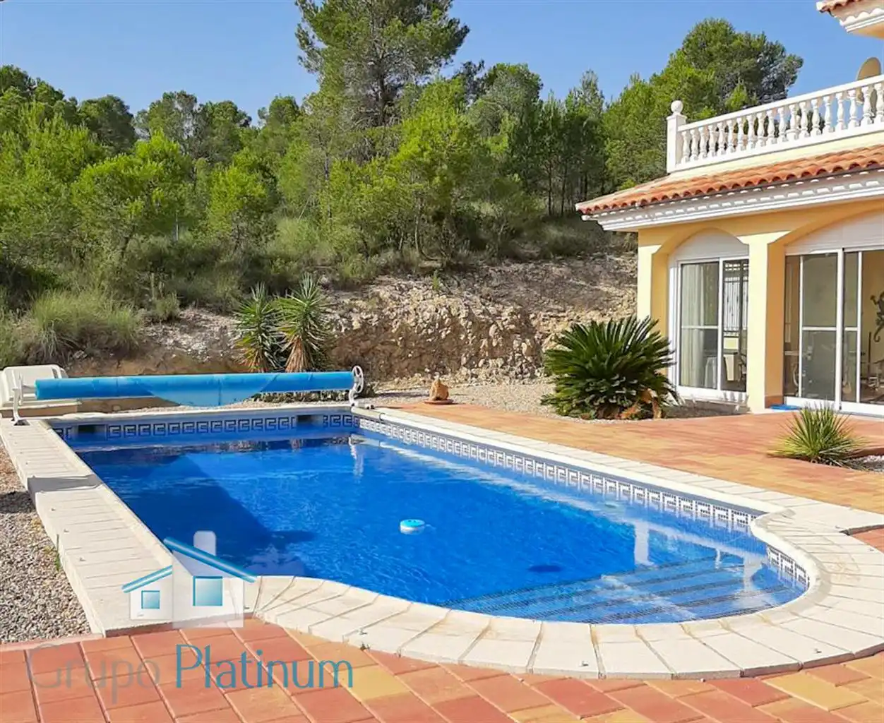Piscina de Casa o xalet en venda en Lorca amb Aire condicionat, Calefacció i Jardí privat