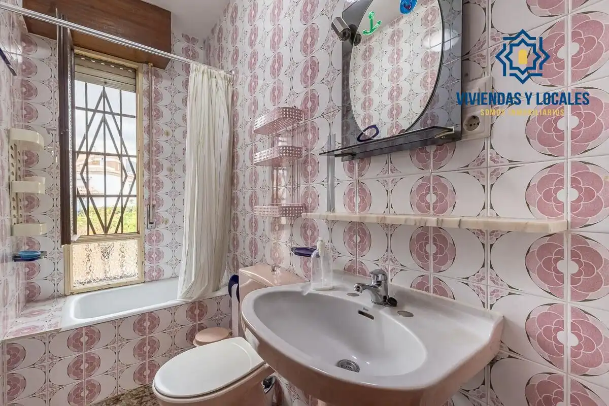 Casa con terrazza in vendita a Avenida HUETOR VEGA, imagen 20
