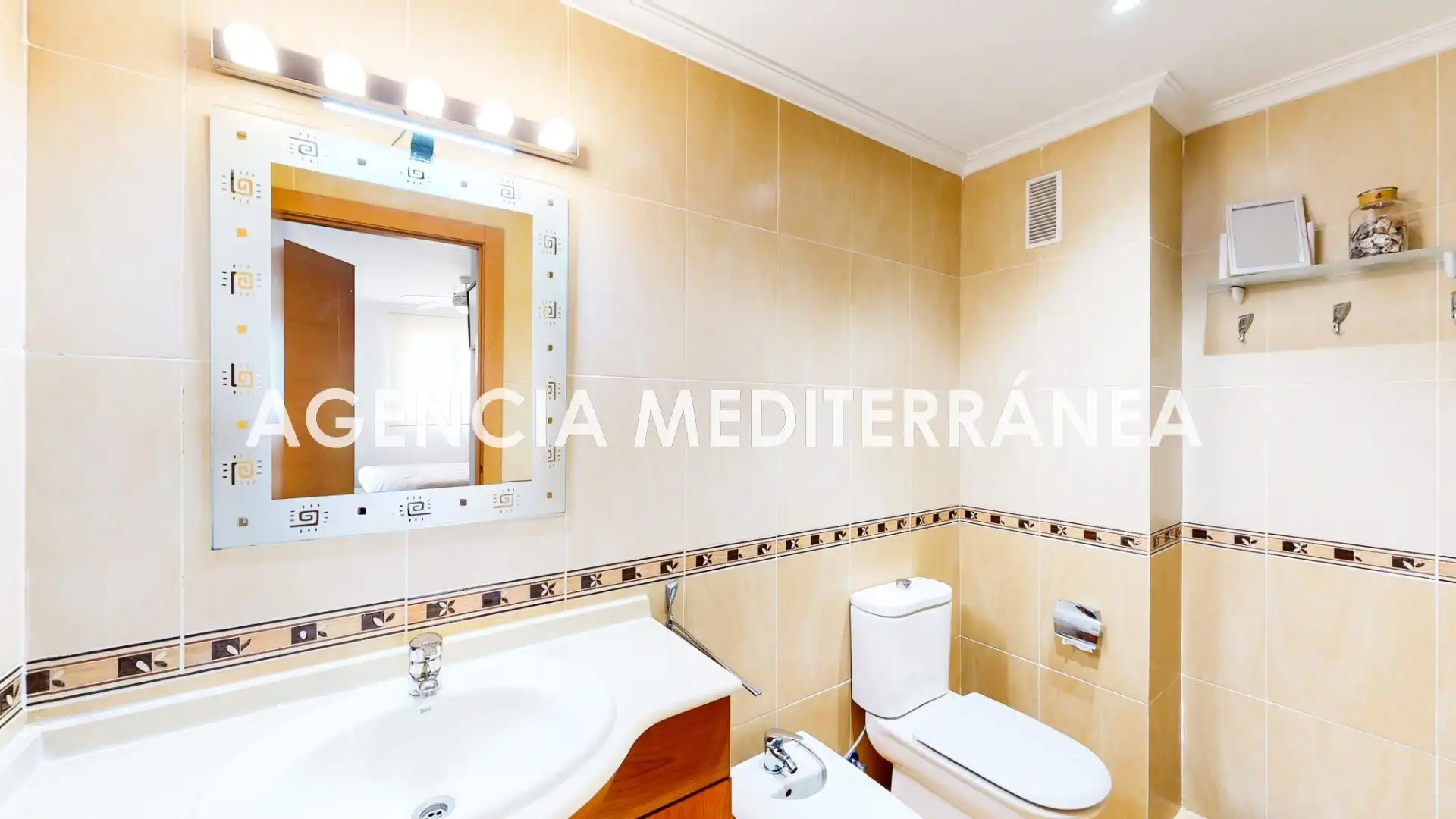 Baño de Piso en venta en Alcàsser con Aire acondicionado, Terraza y Trastero