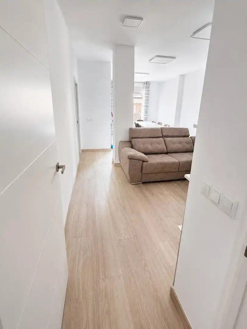 Flat with terrace for sale in Calle Calle Don Juan de Austria, imagen 3