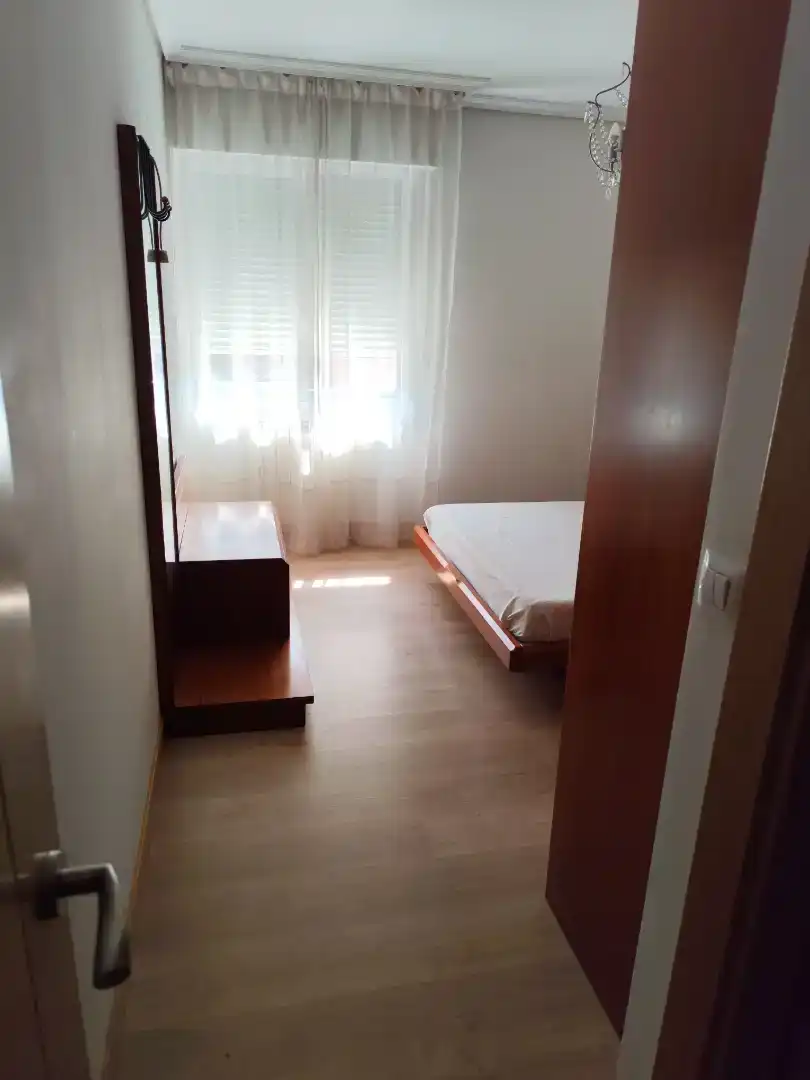 Dormitori de Pis en venda en Lakua-Bizkarra