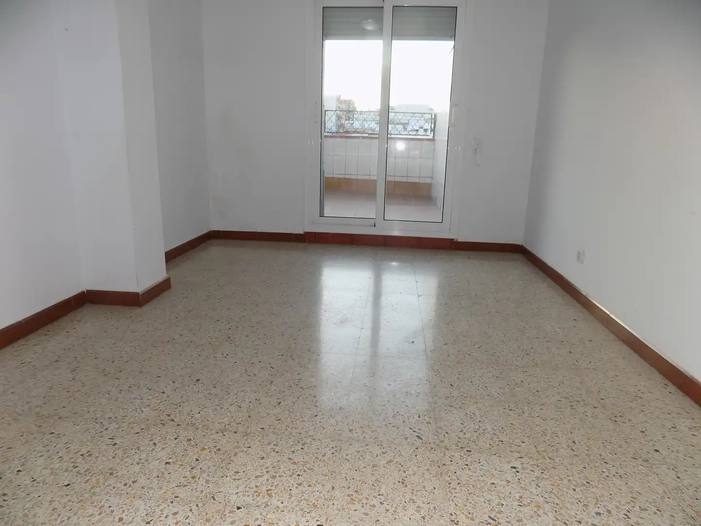 Dormitori de Àtic en venda en Badalona amb Aire condicionat i Terrassa
