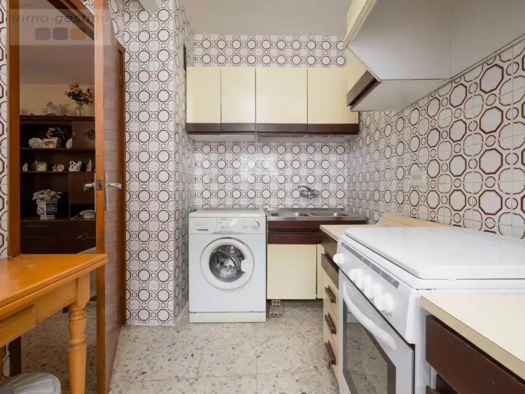 Cuina de Edifici en venda en Córdoba