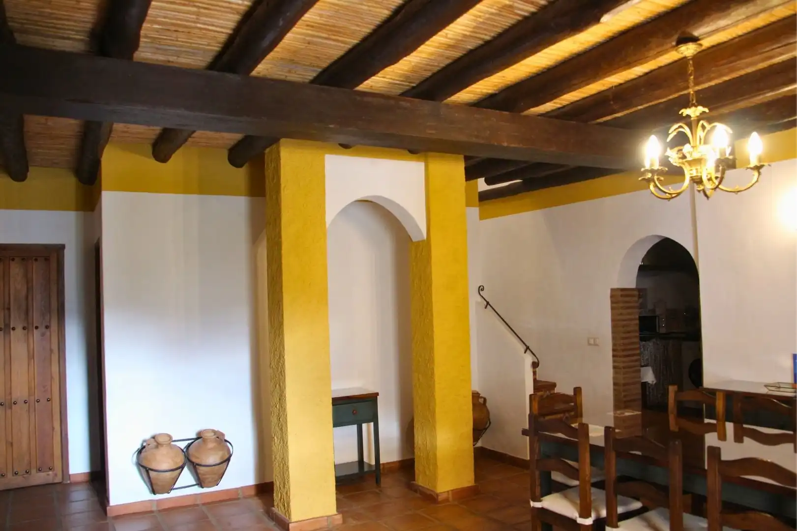 Houses for sale in Guaro  with Air Conditioner, Heating and Private garden