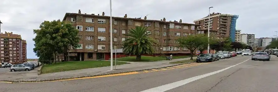 Piso con ascensor en venta en Alisal - San Román, imagen 2